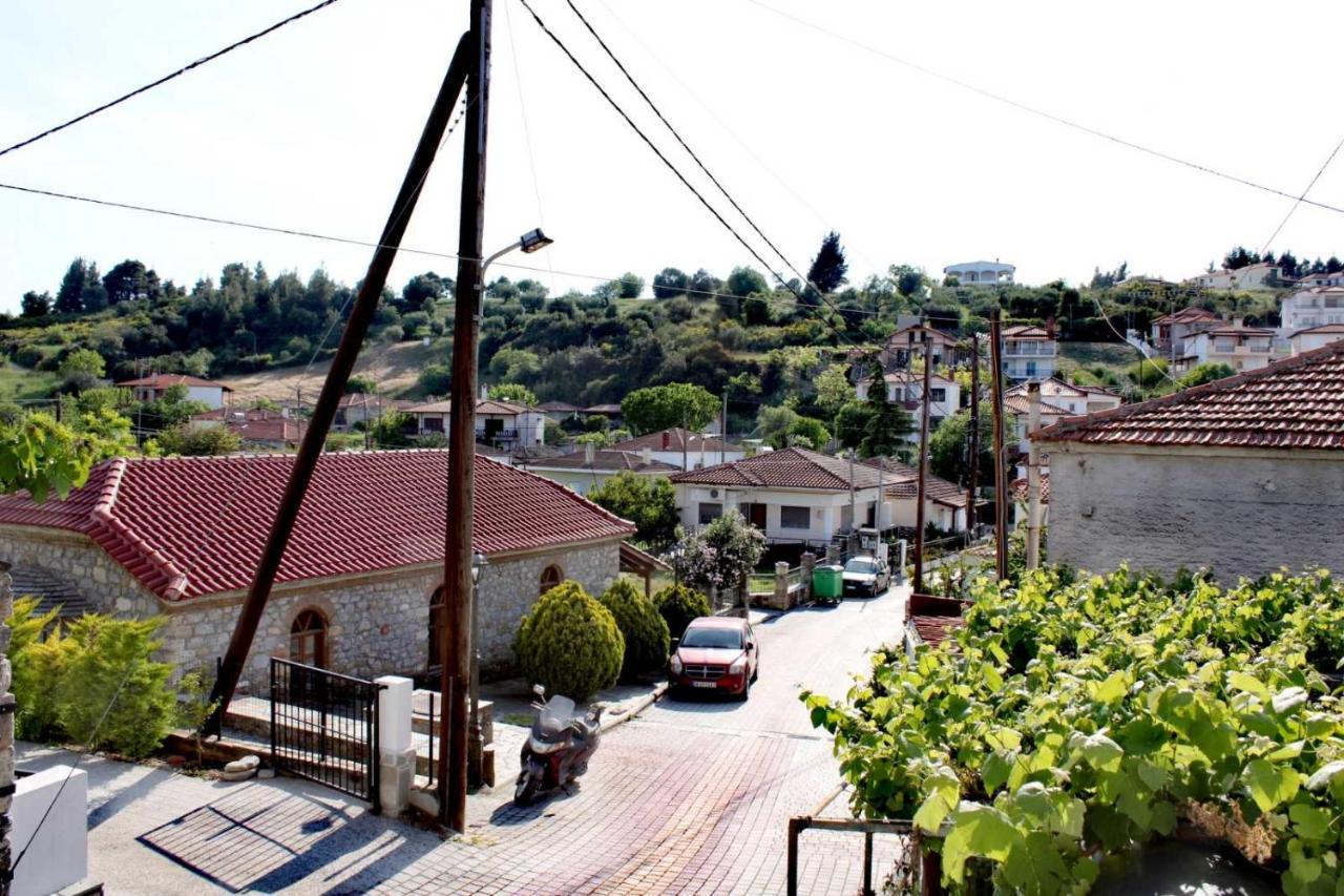 Miranda Studios Paliouri Bagian luar foto