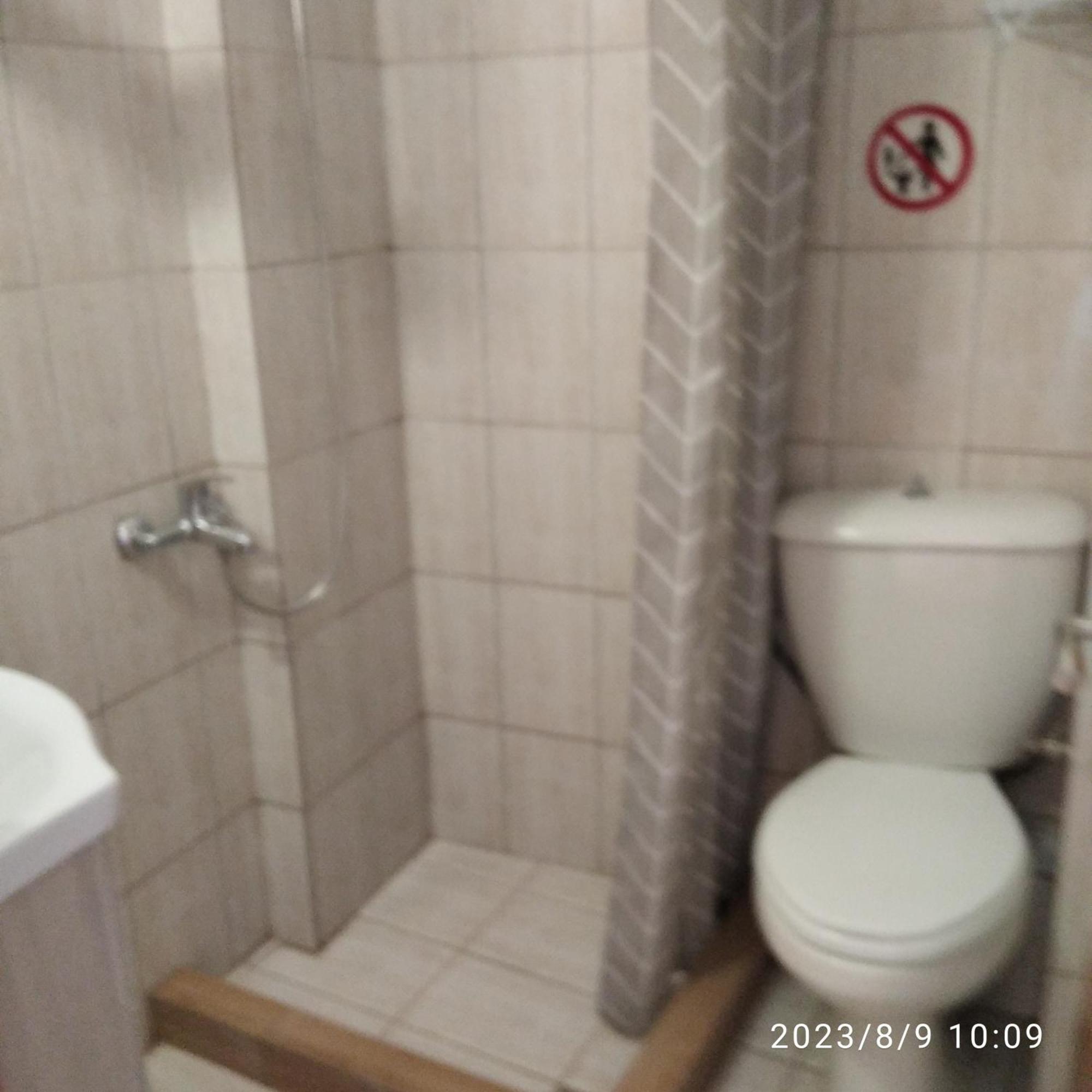 Miranda Studios Paliouri Bagian luar foto